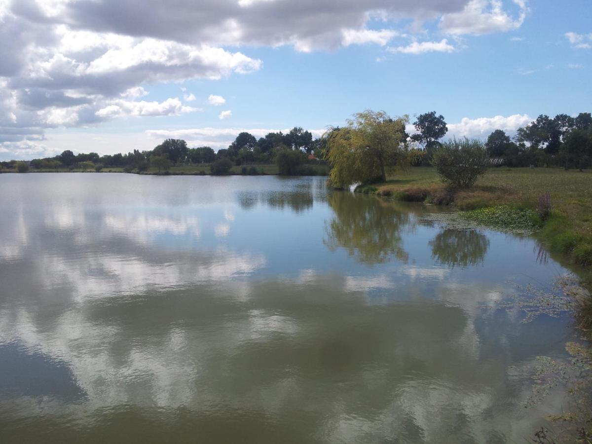 Camping Du Lac De Сожон Экстерьер фото